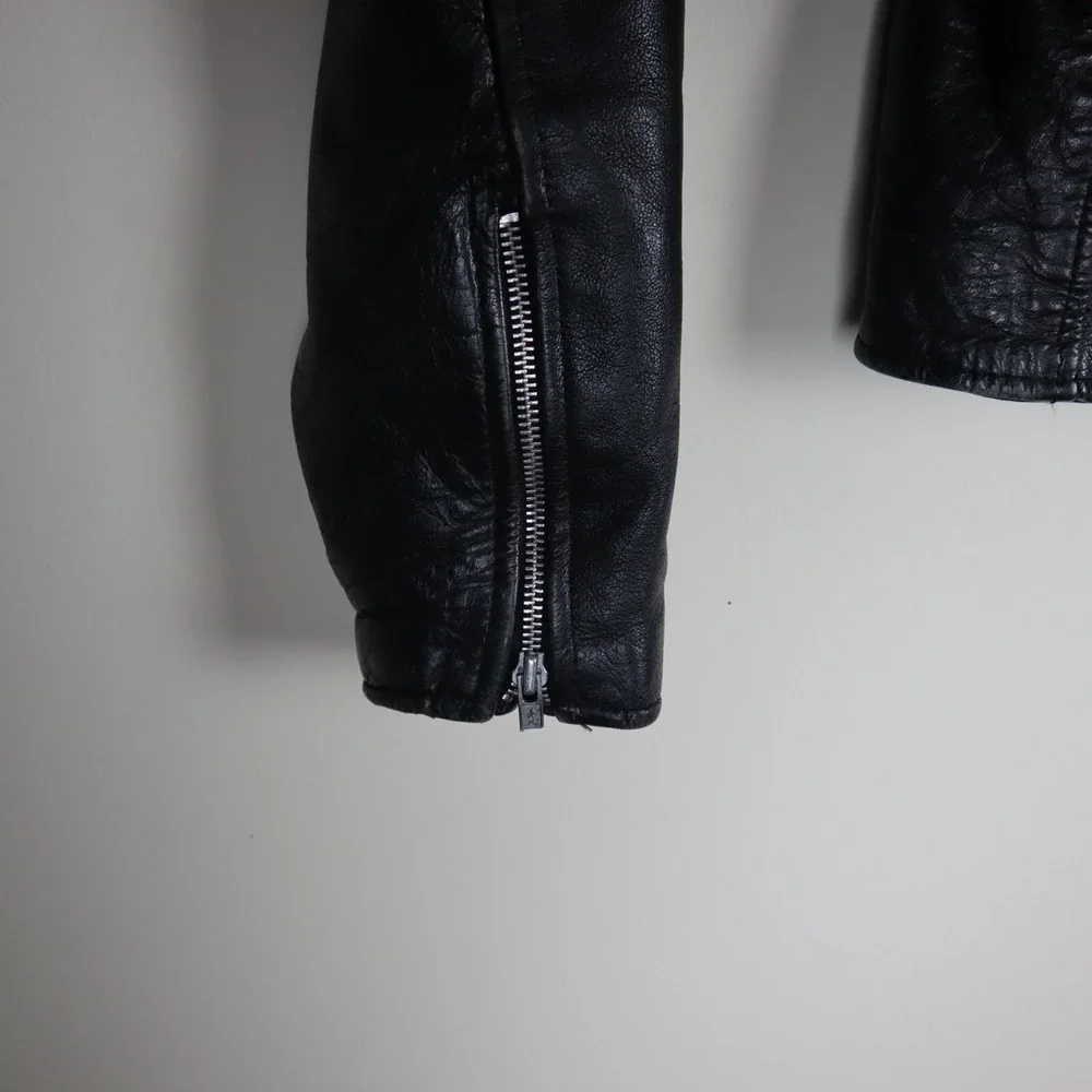 Vintage The Alley Chicago Leather Biker Motorcycle‎ Jacket Size 44 23x23.5 Large